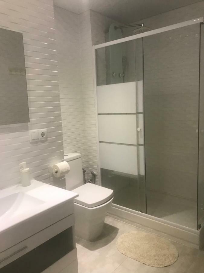 Hotel Kamelly Badalona Esterno foto